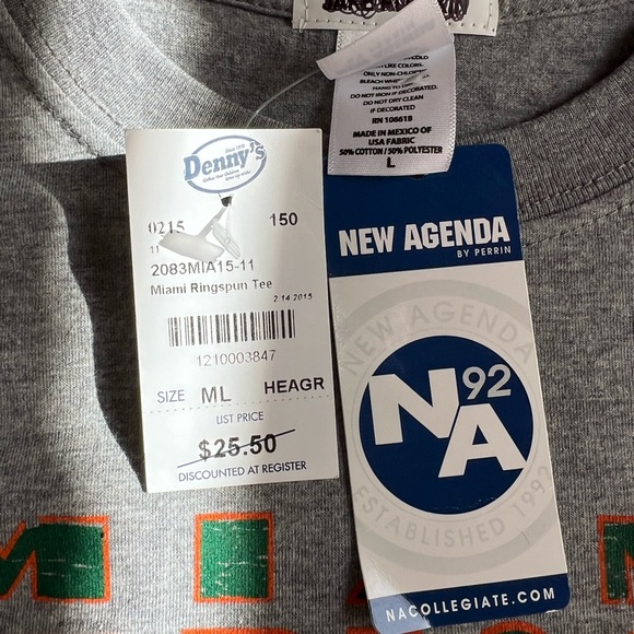 University of Miami TShirt - Picture 3 of 5